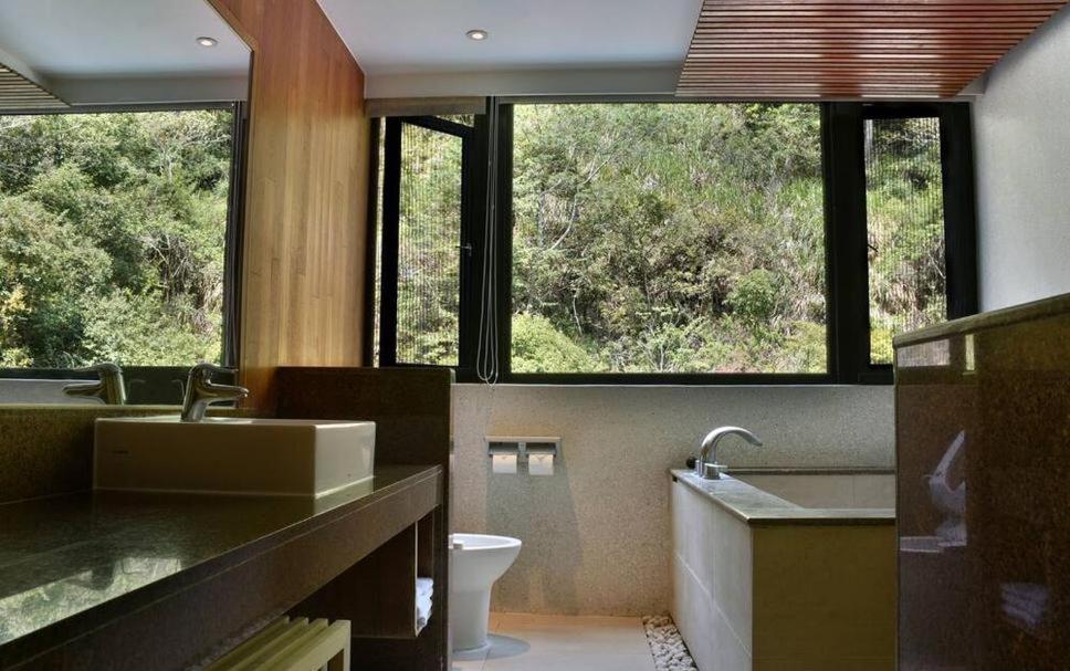 Honey Moon Hotel 런아이 외부 사진